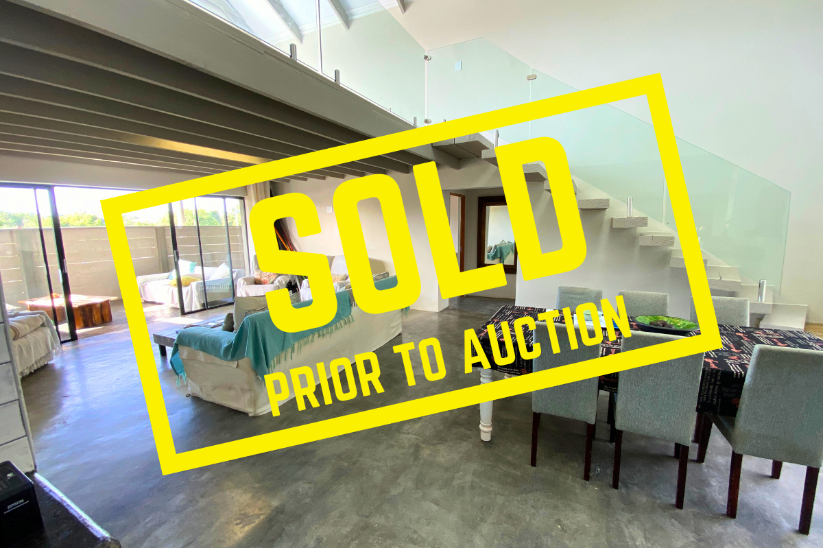 Modern 3 Bedroom Home only 400m from the Keurbooms Lagoon in Poortjies