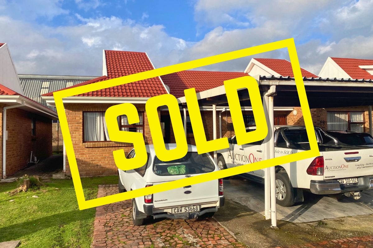 2 BEDROOM, 1 BATHROOM TOWNHOUSE SOUTH, WESTERN CAPE AuctionOne